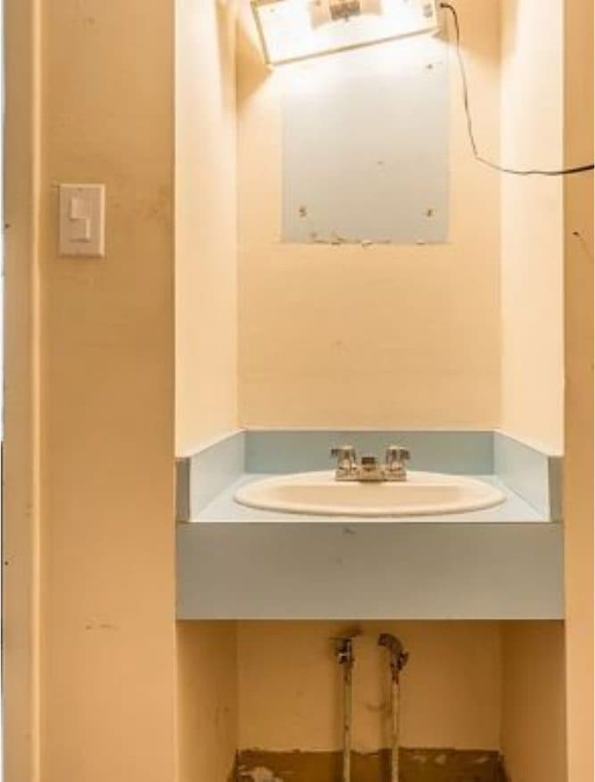 Full Bathroom Downstairs before renovation